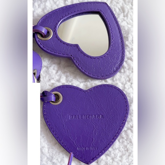 Authentic Balenciaga Women's Le Cagole XS Leather Shoulder Bag in Purple - Picture 9 of 16